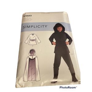 NWT Simplicity costume sewing pattern